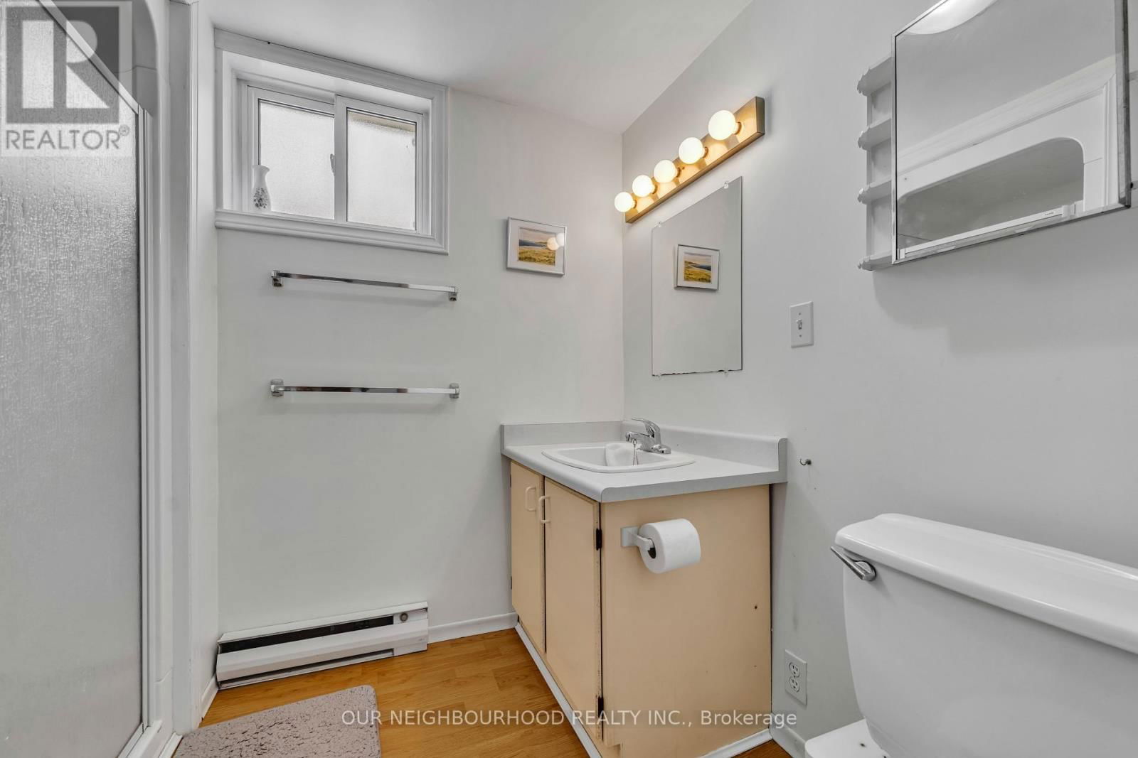 2 CALGARY ROAD Image 30