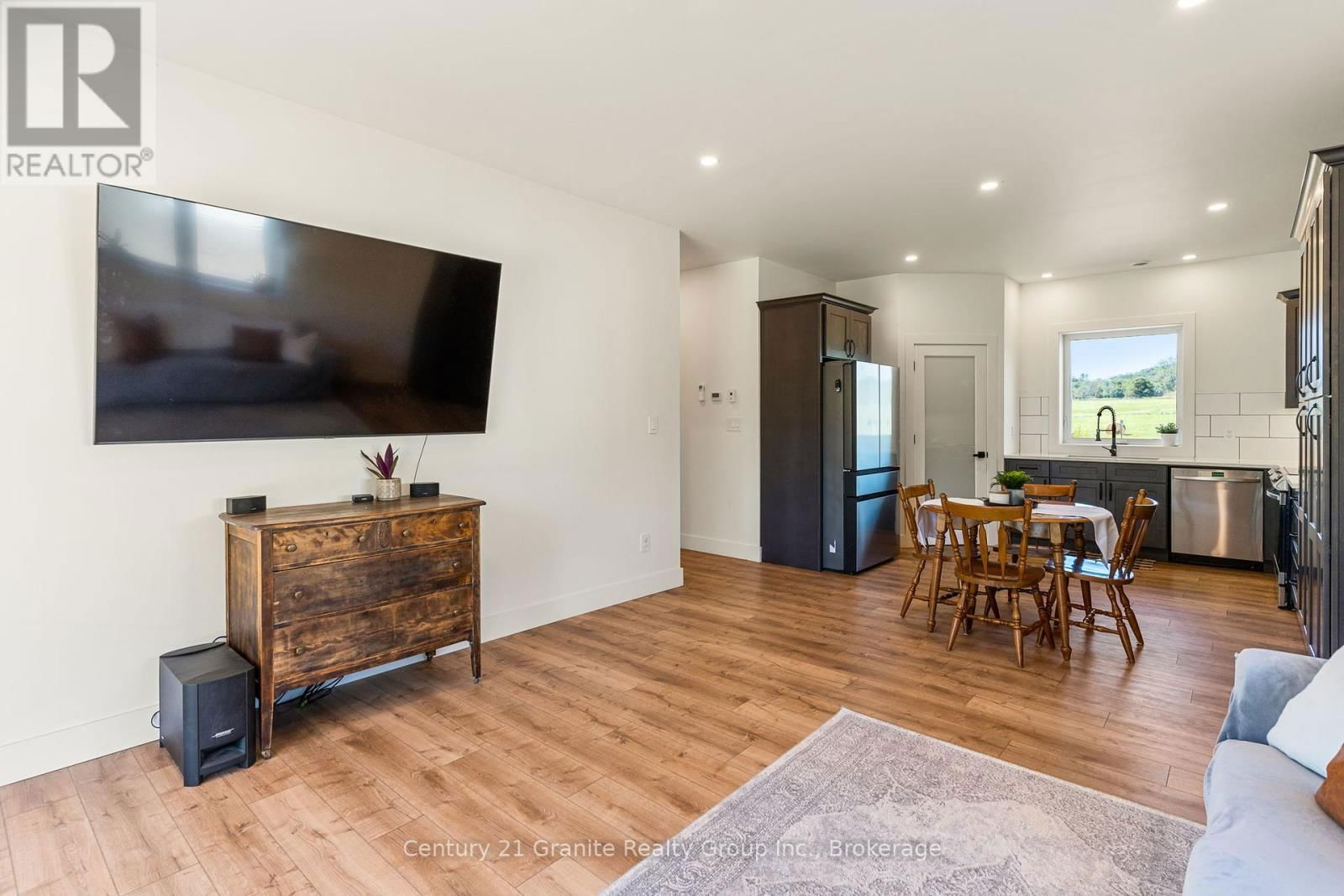 4324 DEEP BAY ROAD Image 9