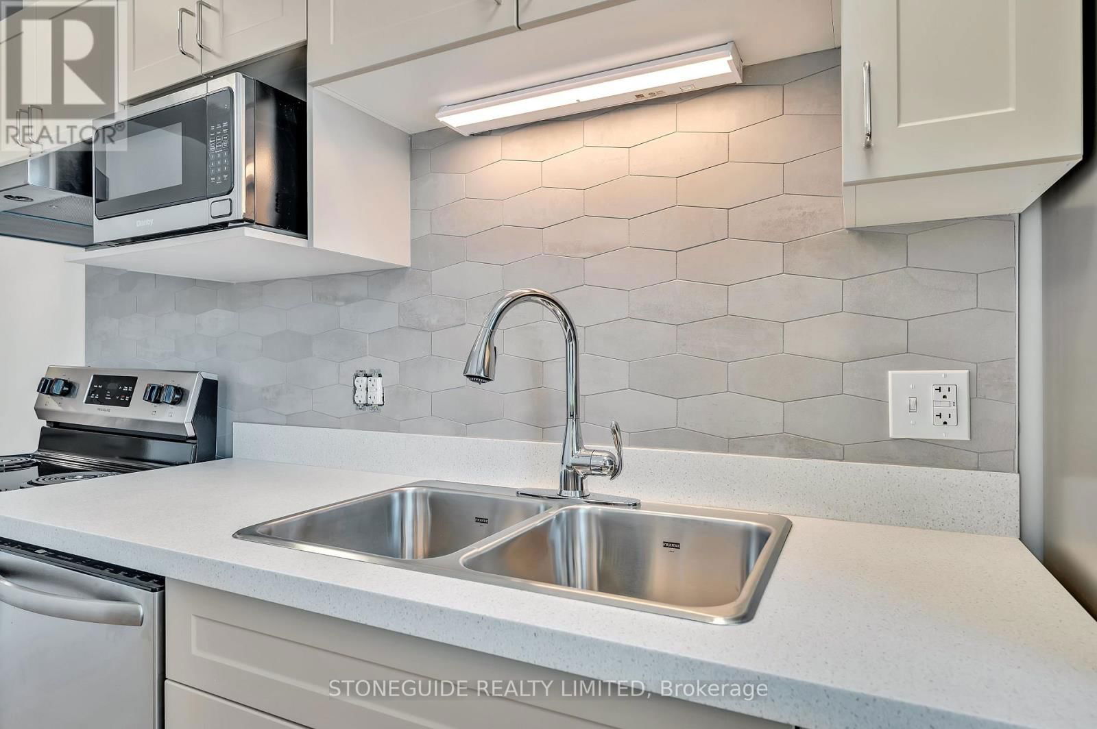 203 - 555 BONACCORD STREET Image 11