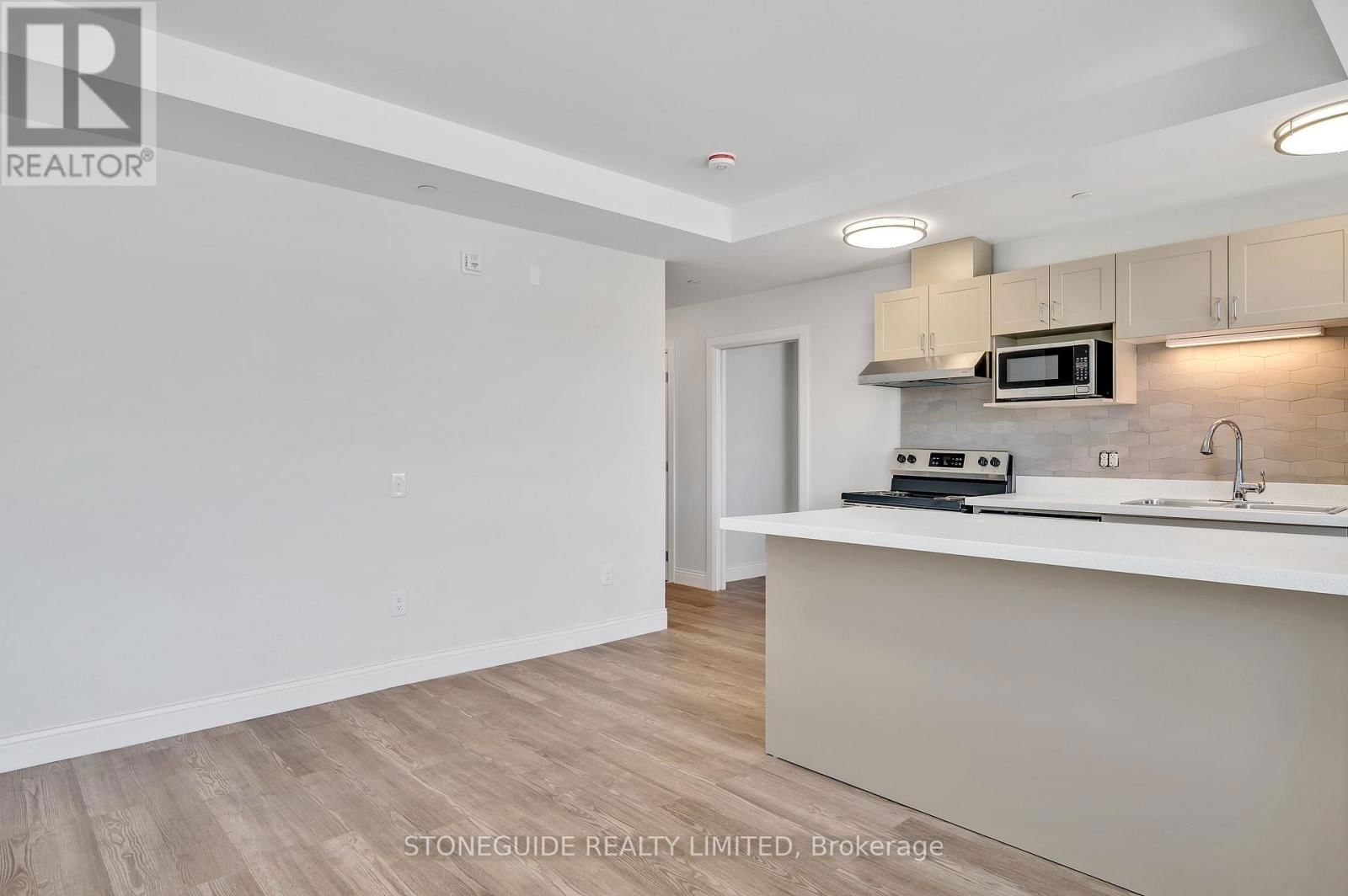 203 - 555 BONACCORD STREET Image 16