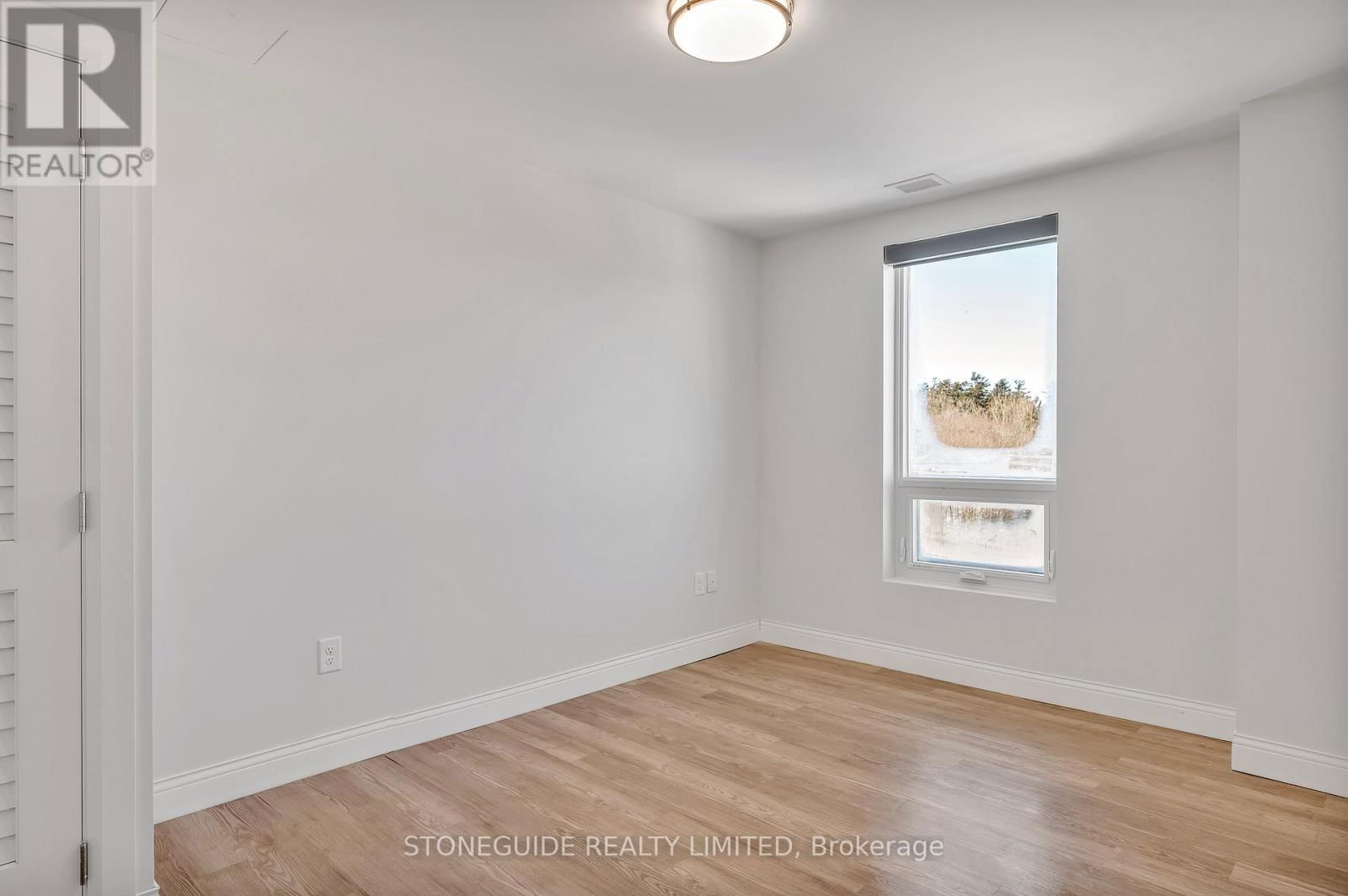 203 - 555 BONACCORD STREET Image 24