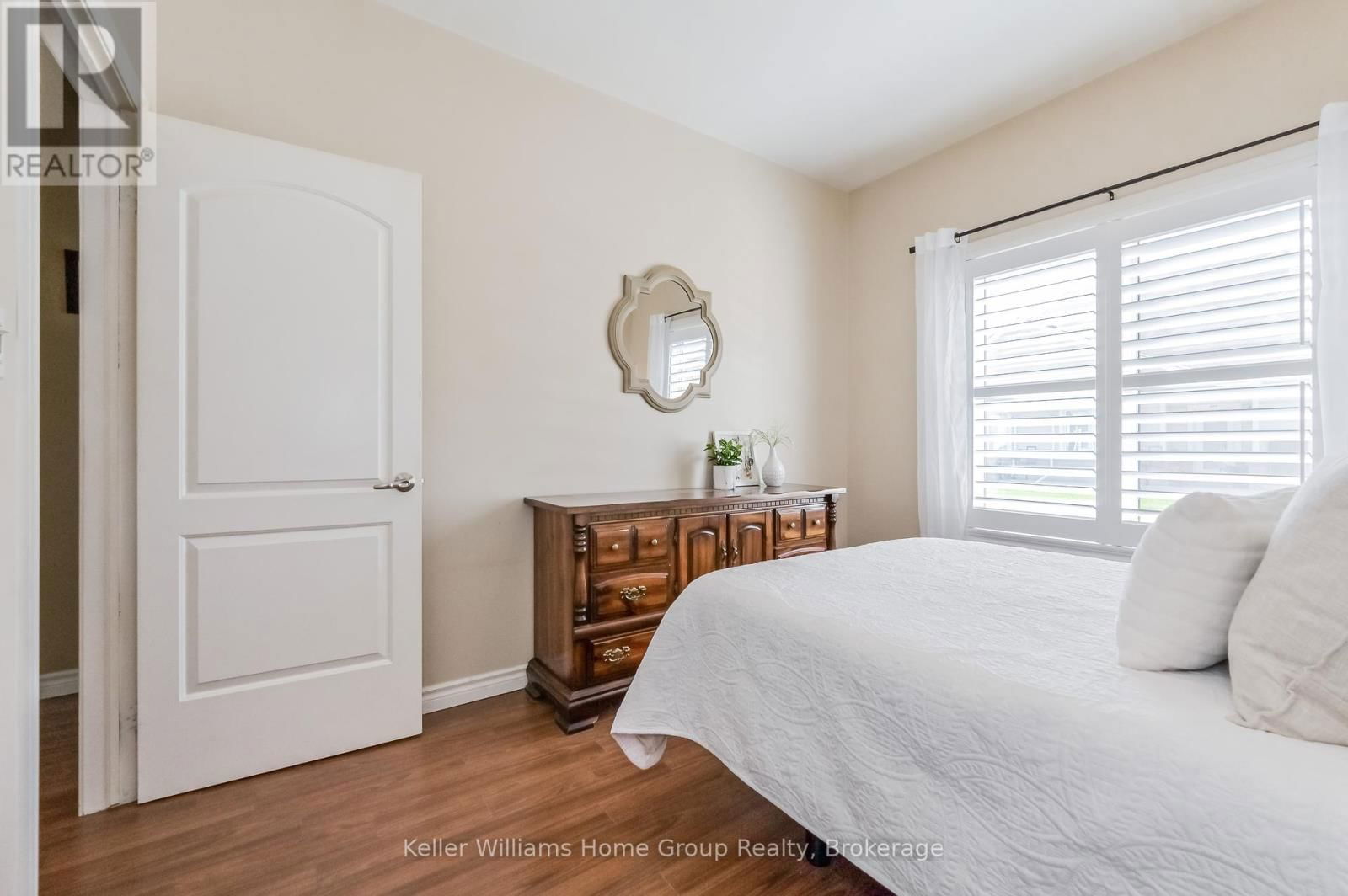 120 - 760 WOODHILL DRIVE Image 23