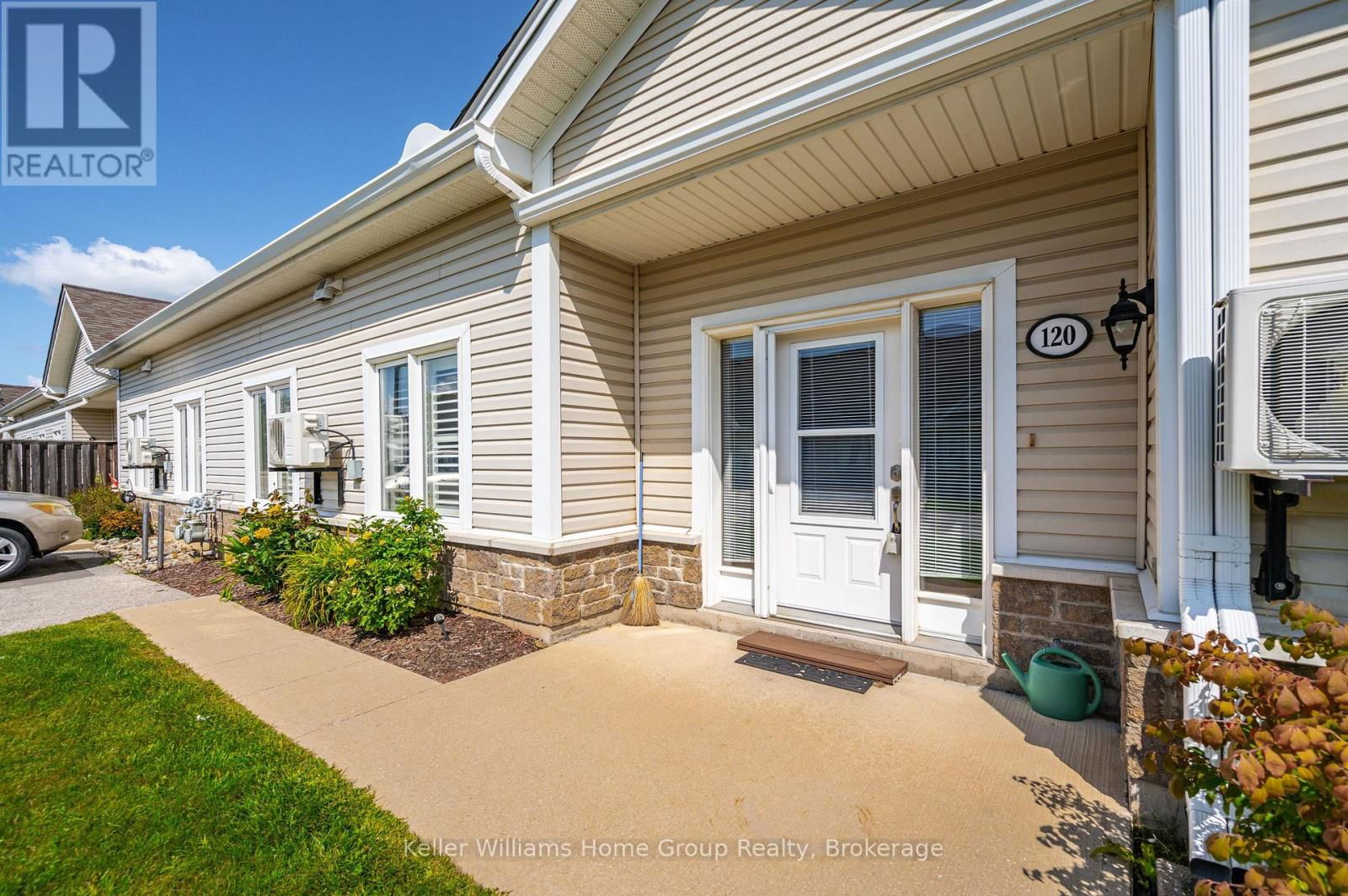 120 - 760 WOODHILL DRIVE Image 3