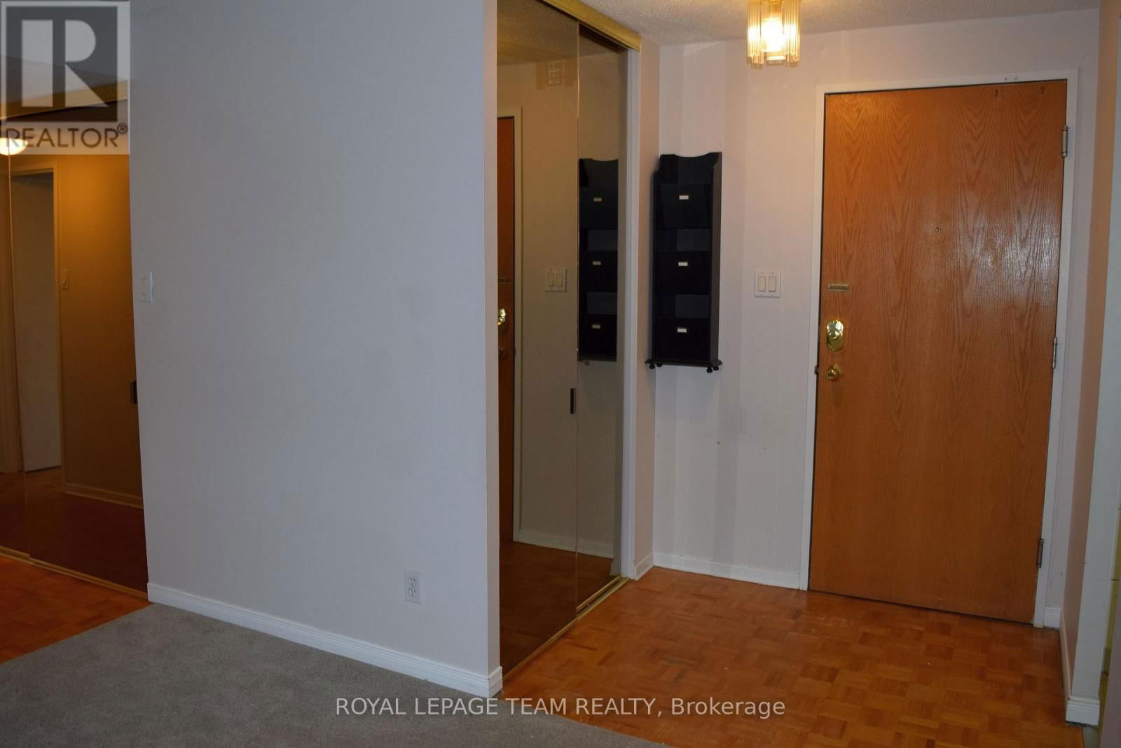 301 - 2871 RICHMOND ROAD Image 15