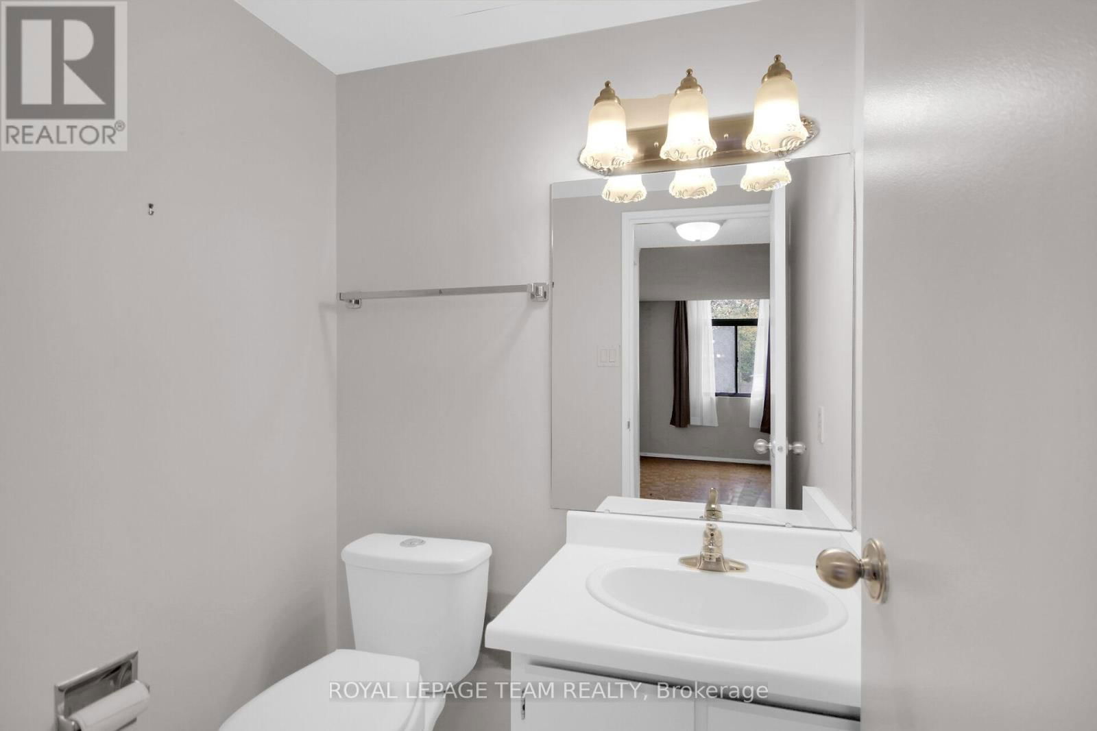 301 - 2871 RICHMOND ROAD Image 25