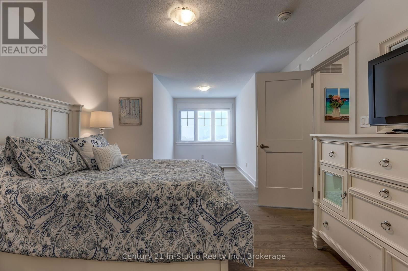 258 IRONWOOD WAY Image 23