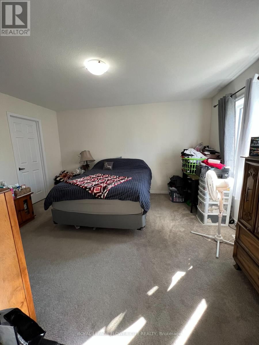 151 THOMPSON ROAD EAST Image 17