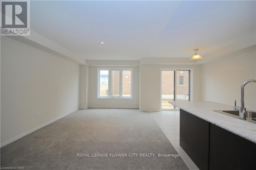 151 THOMPSON ROAD EAST Image 23