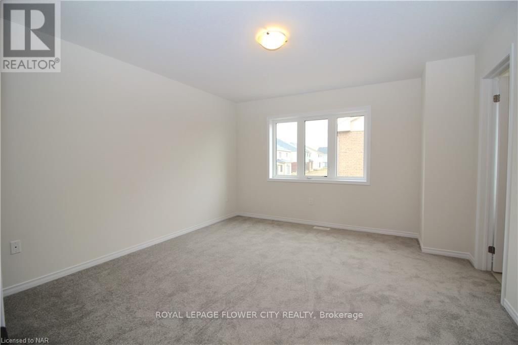 151 THOMPSON ROAD EAST Image 25