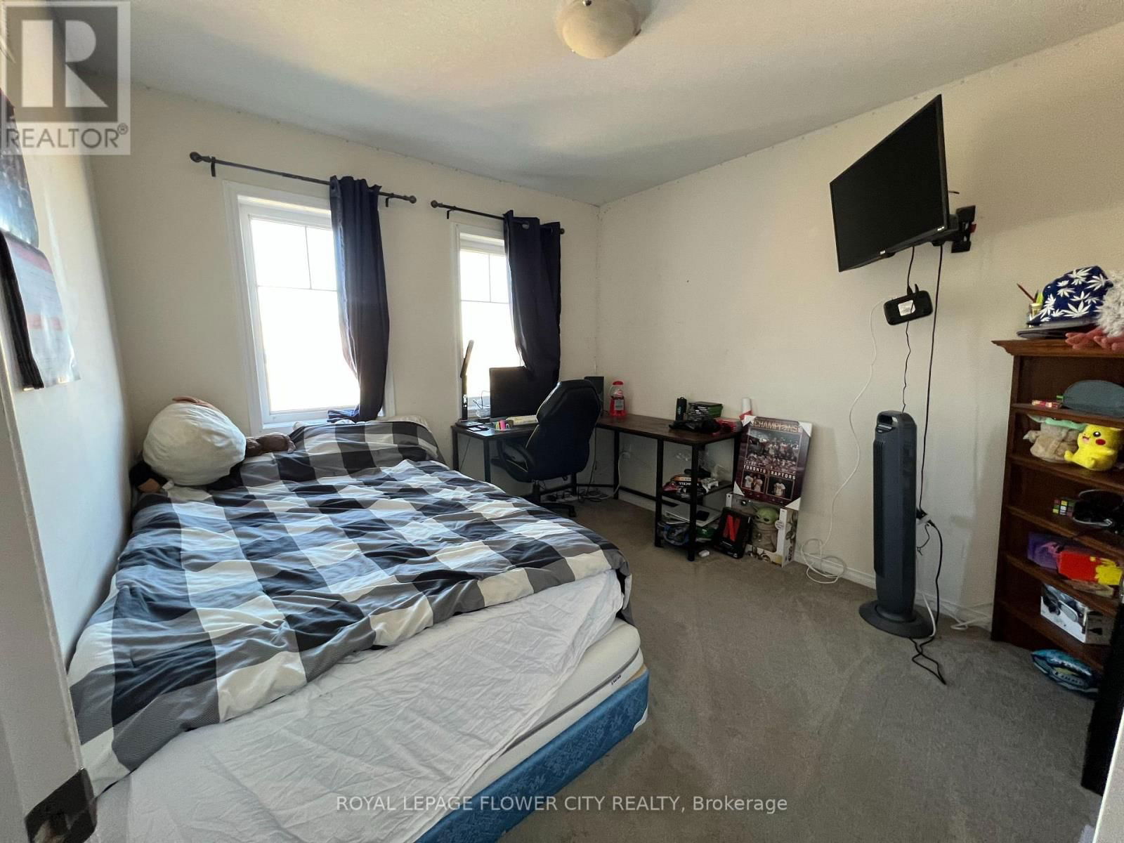 151 THOMPSON ROAD EAST Image 8