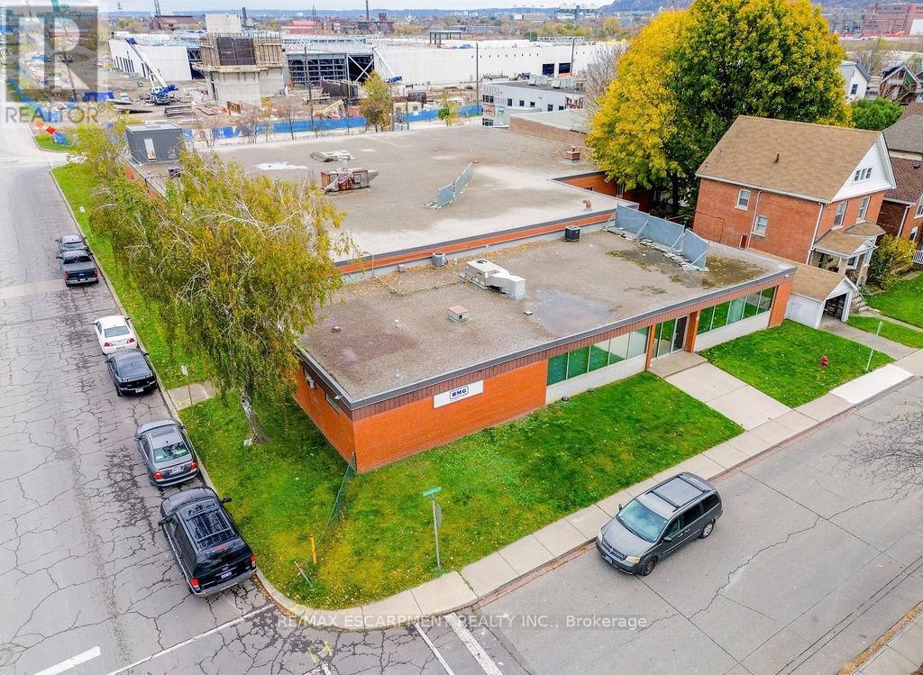 42 NIAGARA STREET Image 45