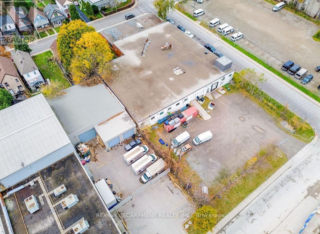 42 NIAGARA STREET Image 48