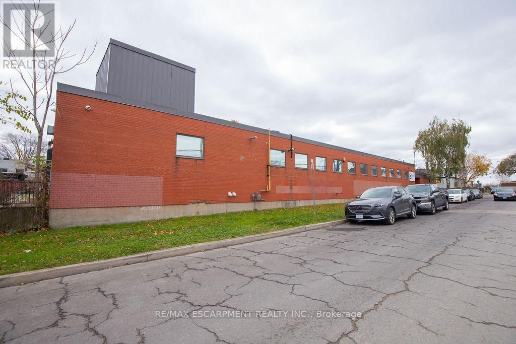 42 NIAGARA STREET Image 5