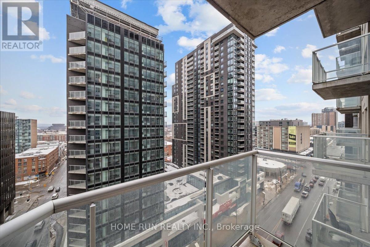 1301 - 242 RIDEAU STREET Image 13