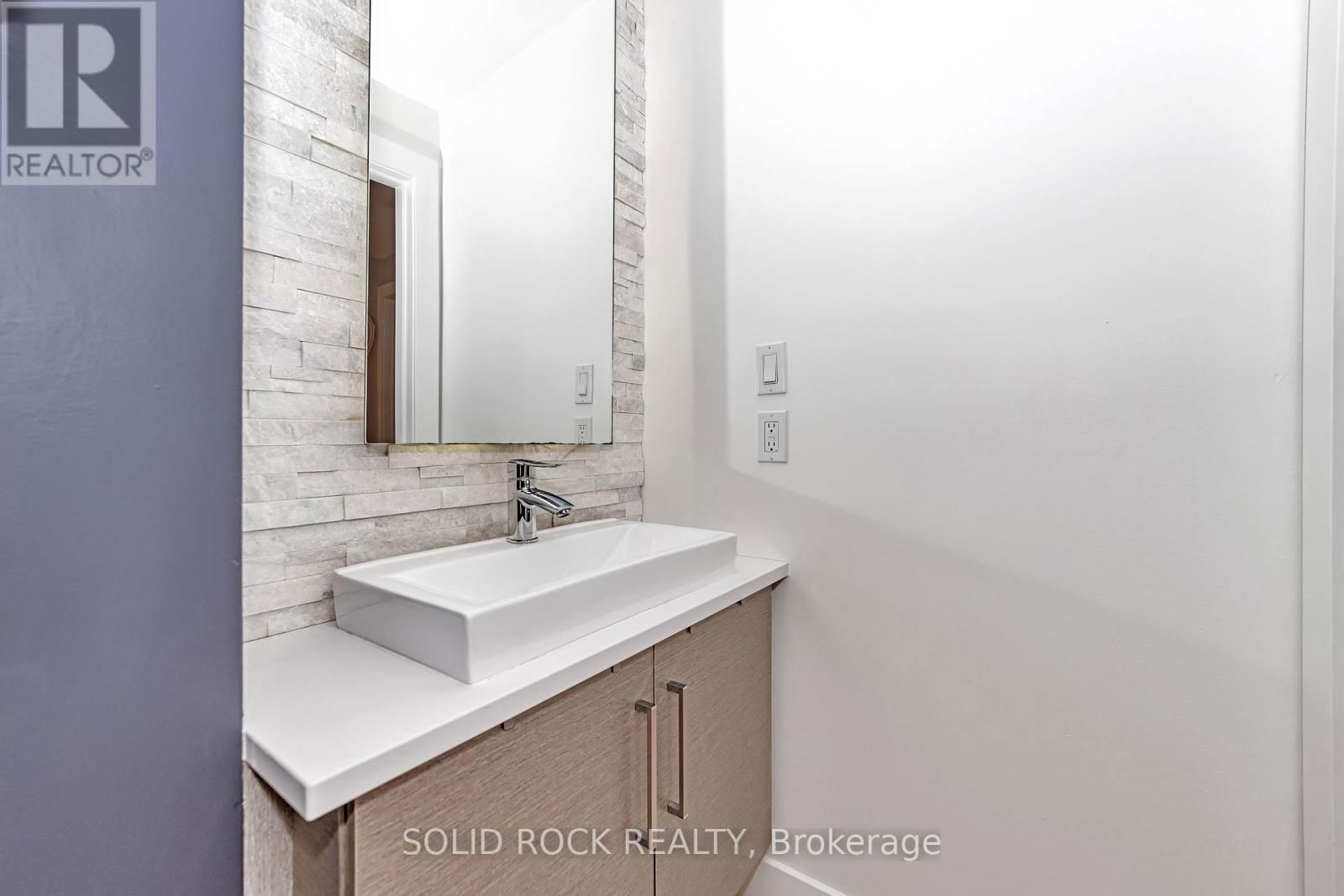 292 CURRELL AVENUE SOUTH Image 22
