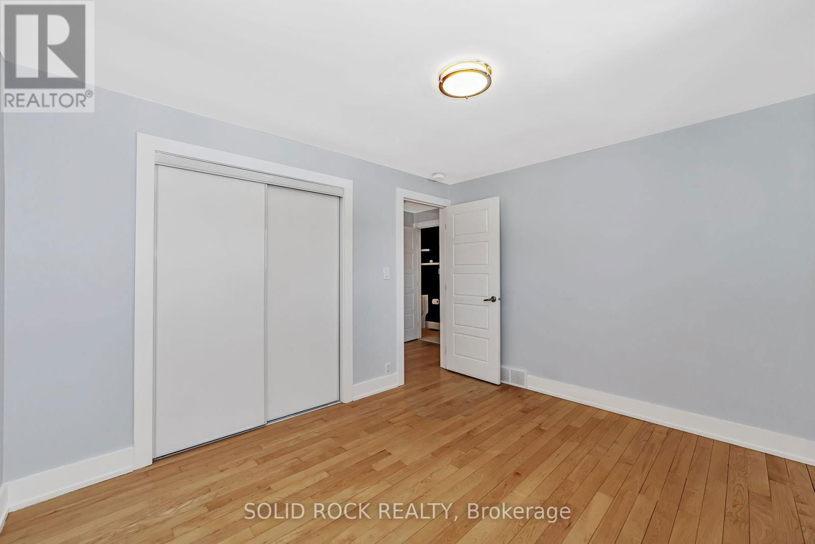 292 CURRELL AVENUE SOUTH Image 26