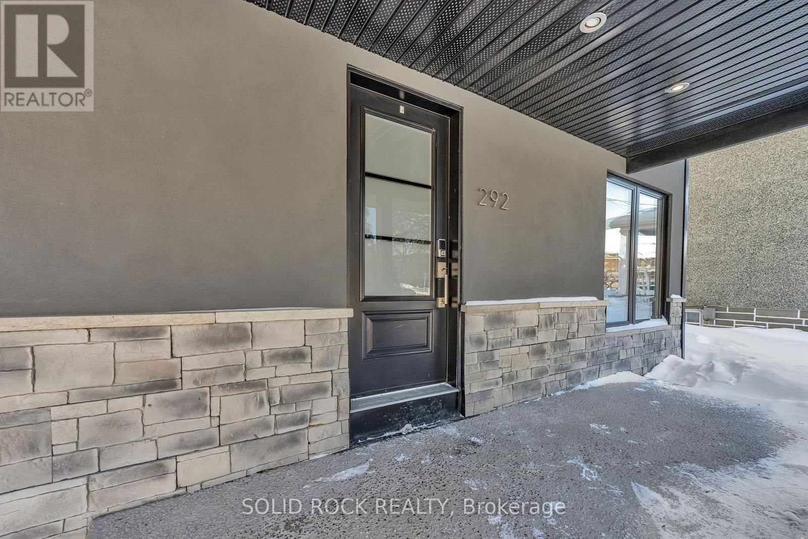 292 CURRELL AVENUE SOUTH Image 4