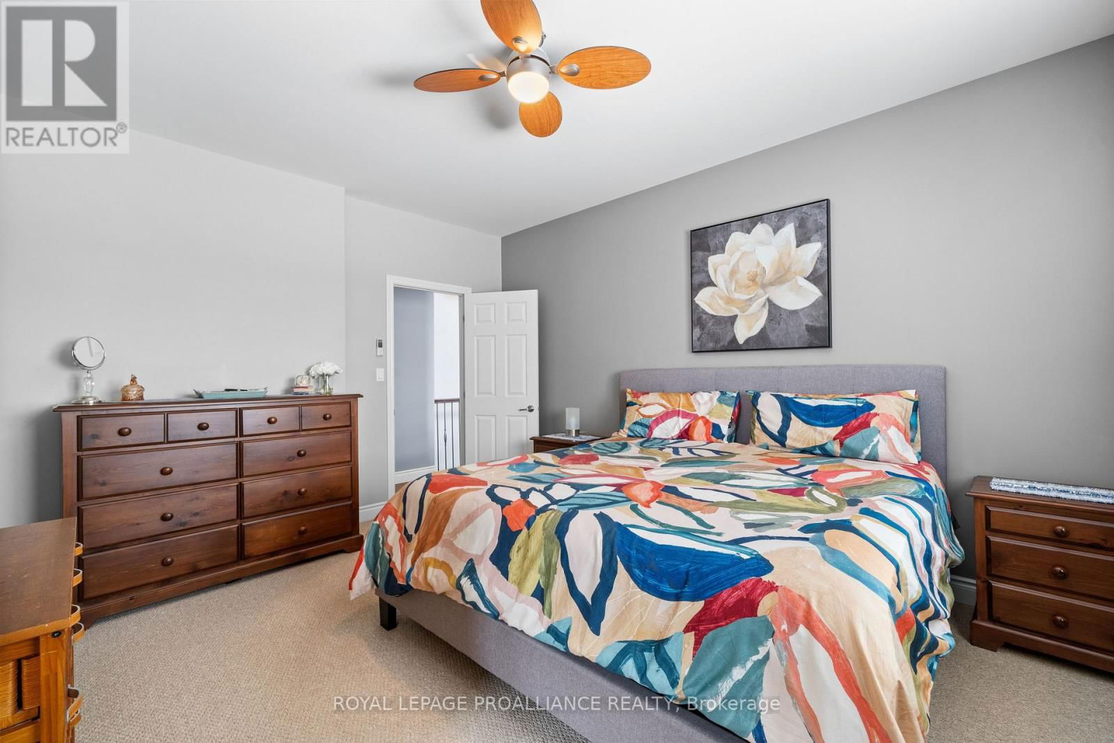 24 HAMPTON RIDGE DRIVE Image 19