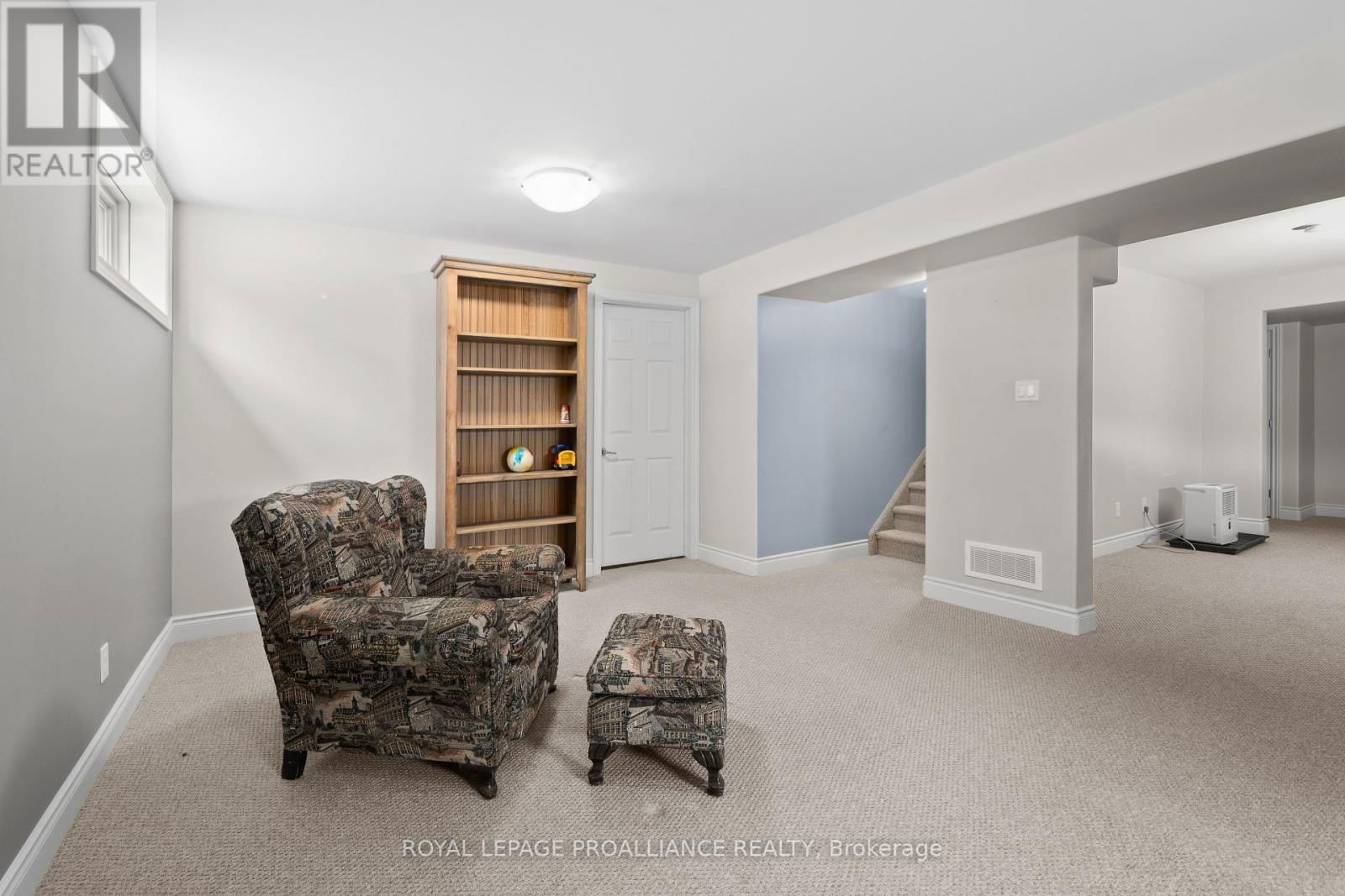 24 HAMPTON RIDGE DRIVE Image 26