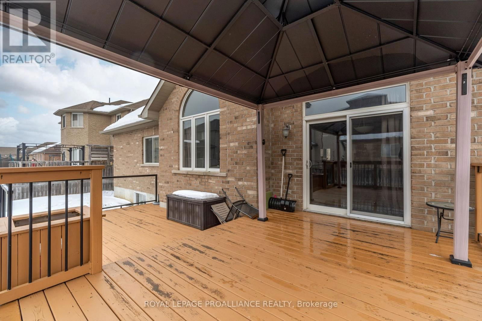 24 HAMPTON RIDGE DRIVE Image 34