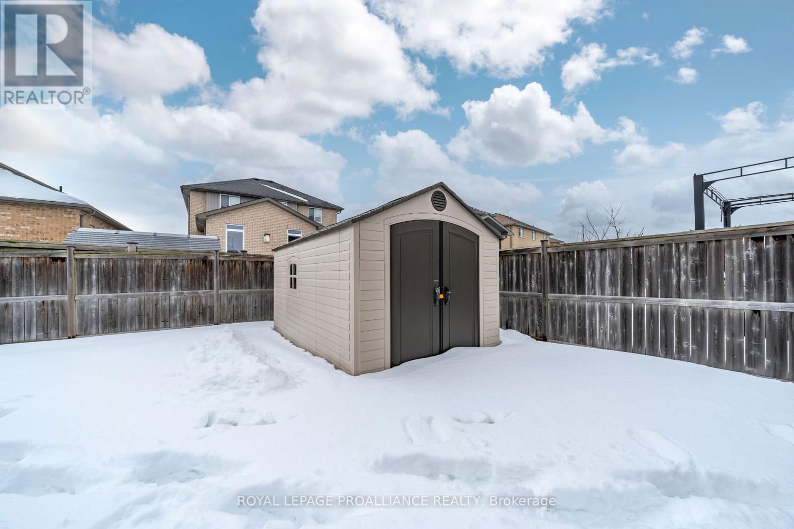 24 HAMPTON RIDGE DRIVE Image 38
