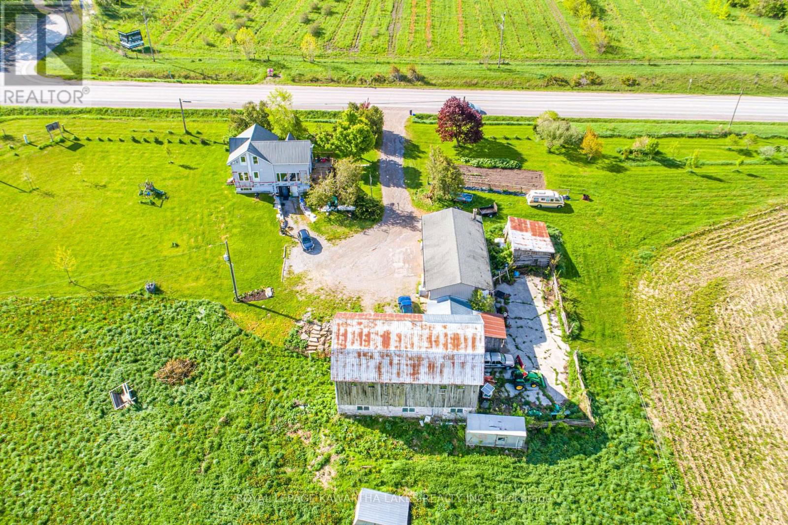 1937 GLENARM ROAD Image 36