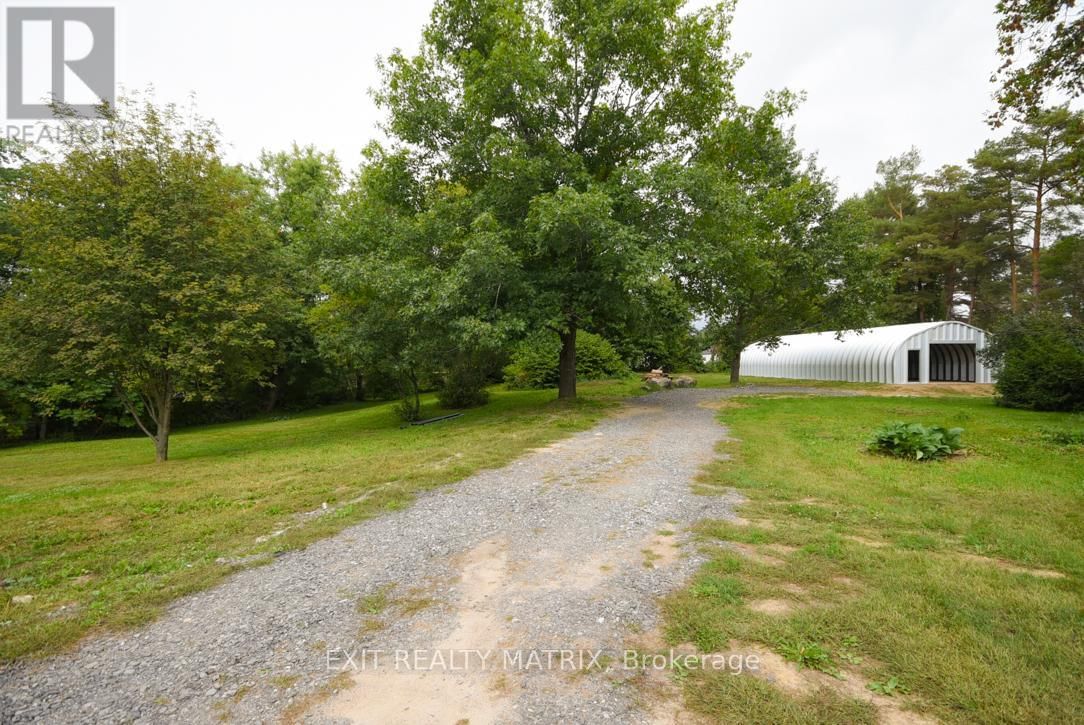 1429 MEADOW DRIVE Image 38