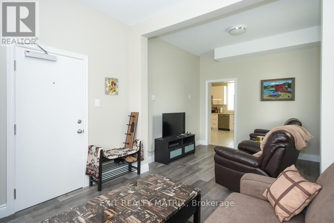 1429 MEADOW DRIVE Image 9
