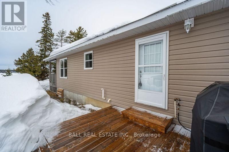 35 ELDER STREET Image 24