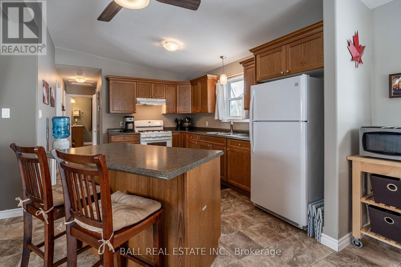 35 ELDER STREET Image 8
