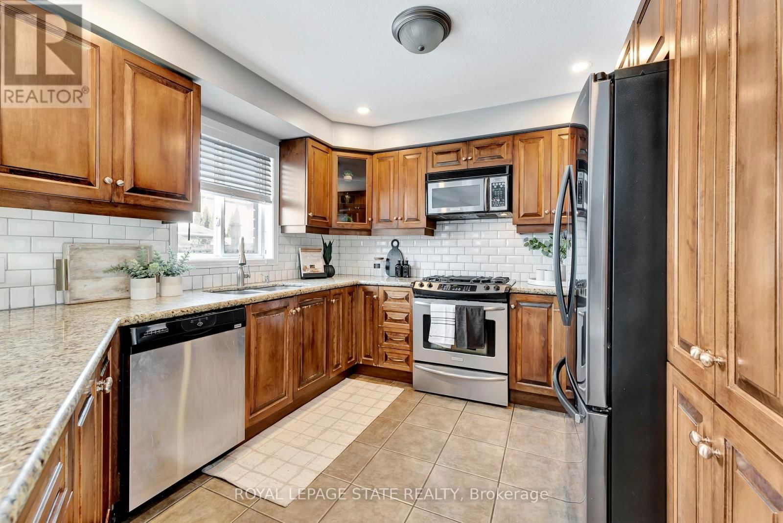 7 BOCELLI CRESCENT Image 17