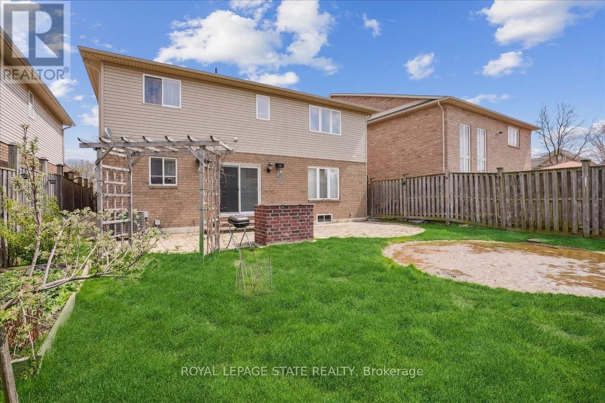 7 BOCELLI CRESCENT Image 35