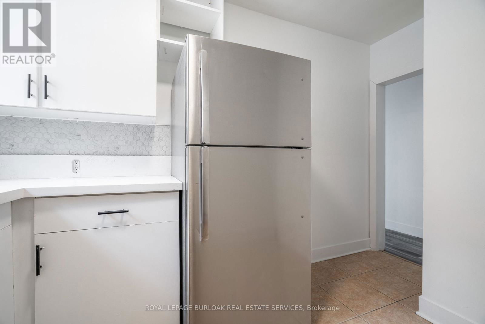 1 - 169 PARK ROW SOUTH Image 6