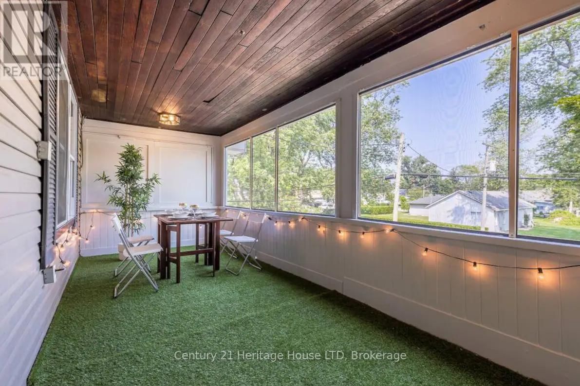 309 DOVERCOURT ROAD Image 16