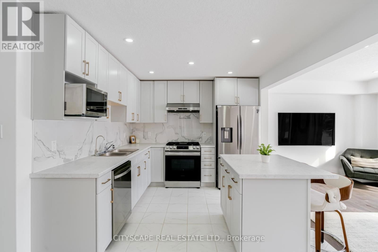 145 STONEBROOK WAY Image 10