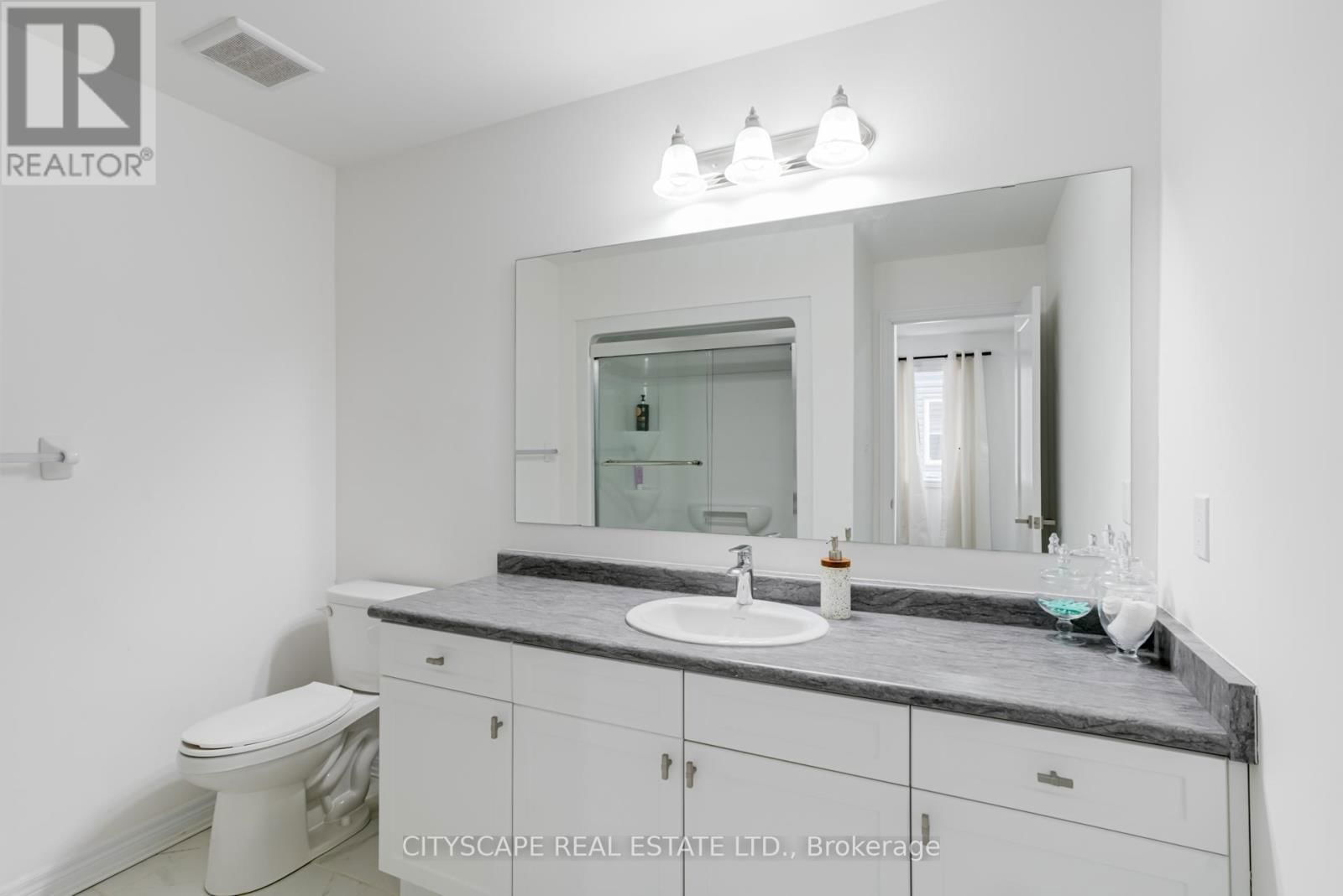 145 STONEBROOK WAY Image 37