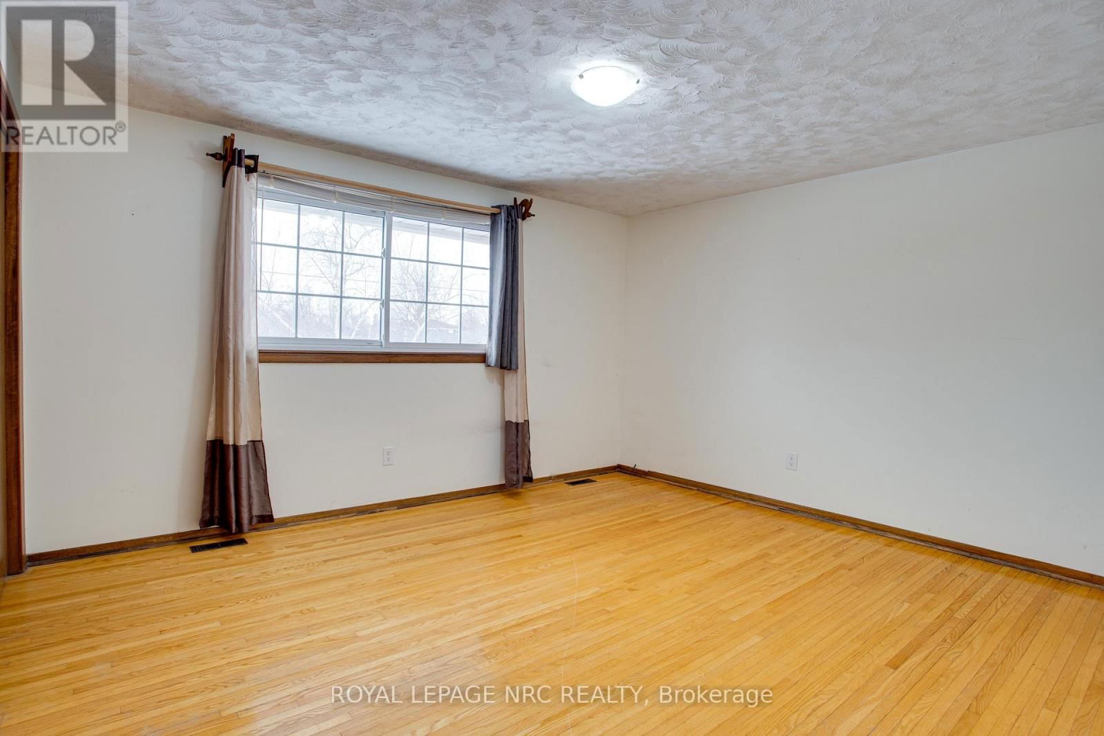 40 LINDBERGH DRIVE Image 15