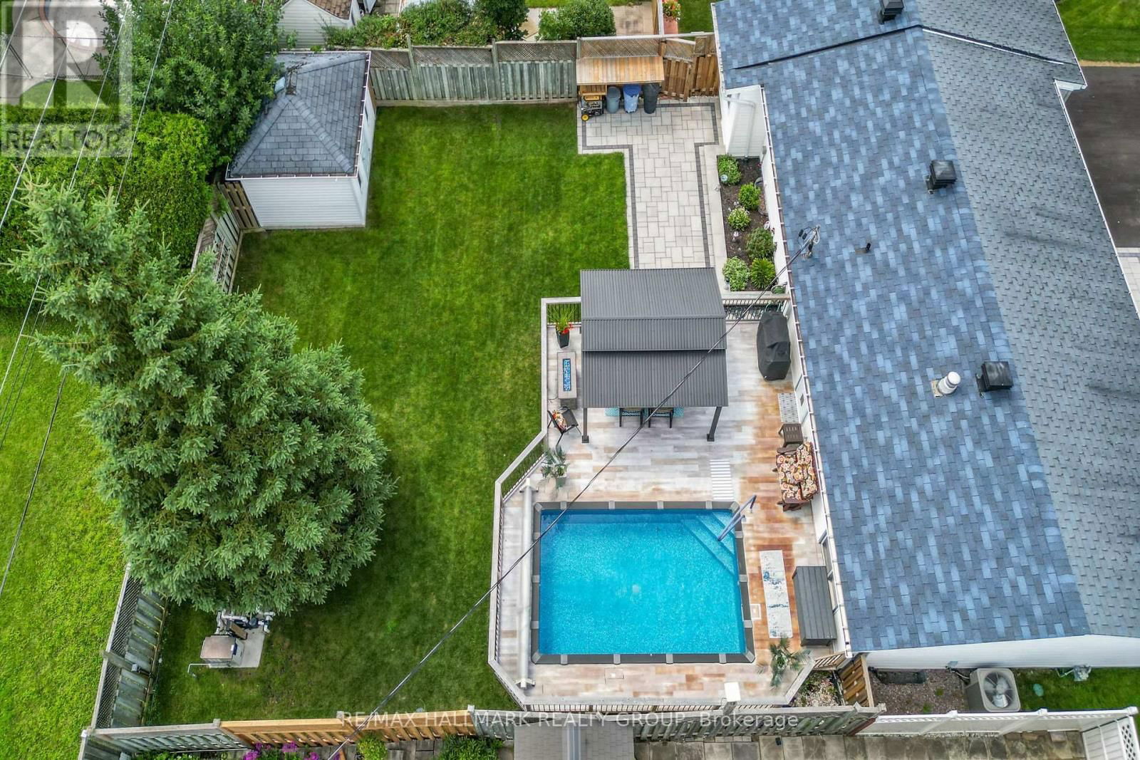 380 AMIENS STREET Image 36