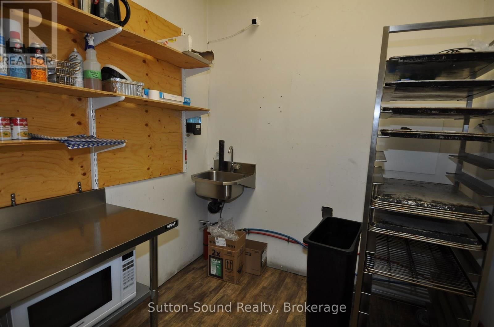 1603 2ND AVENUE EAST Image 30