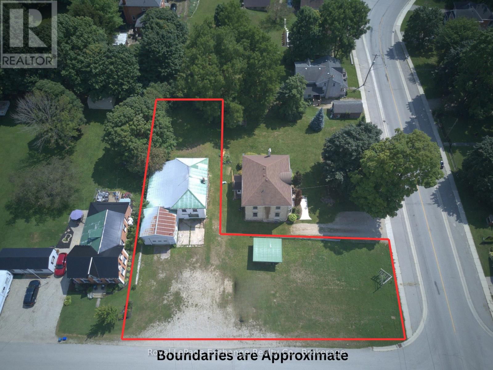 3054 ADELAIDE STREET Image 2