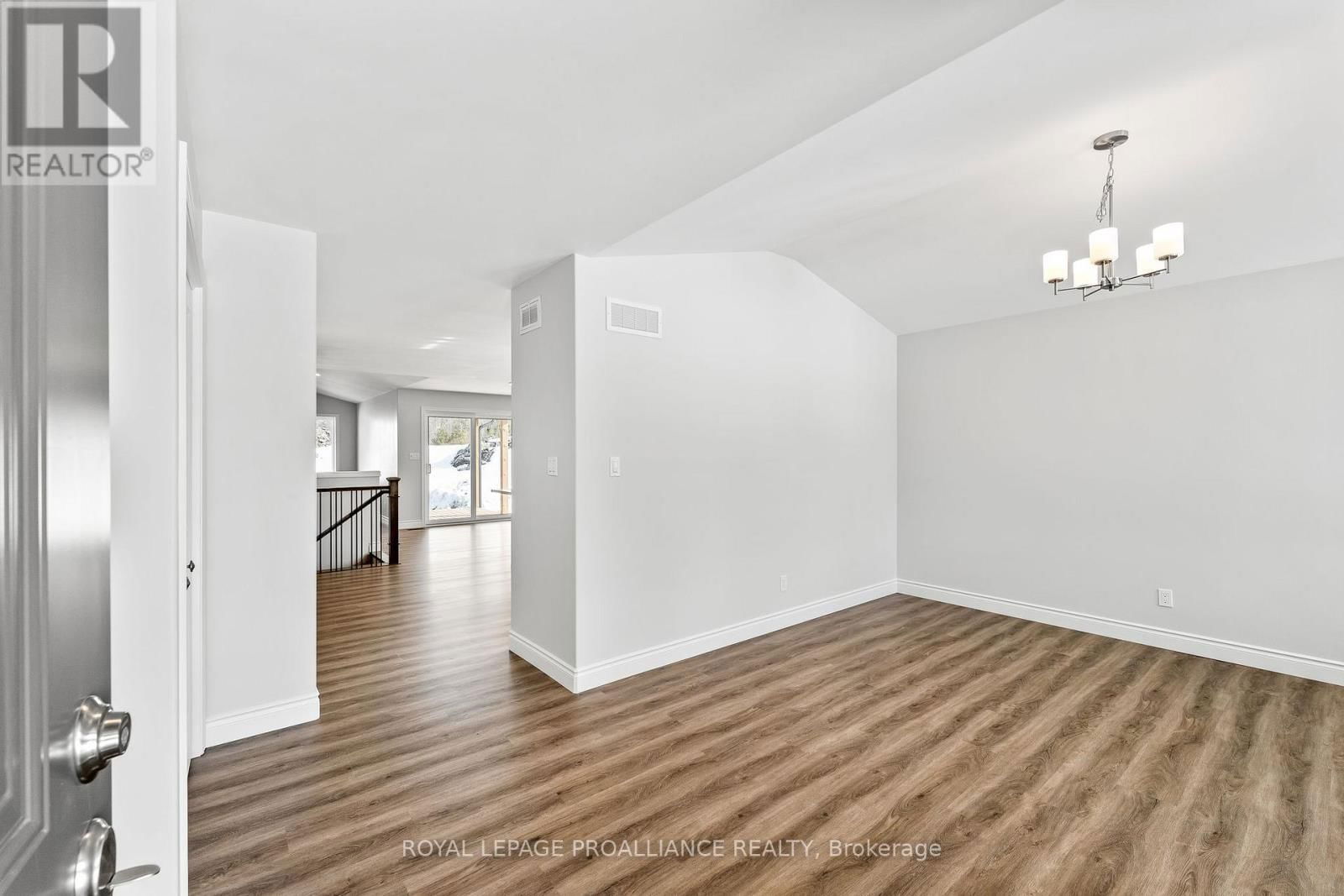 190 HOMEWOOD AVENUE Image 21