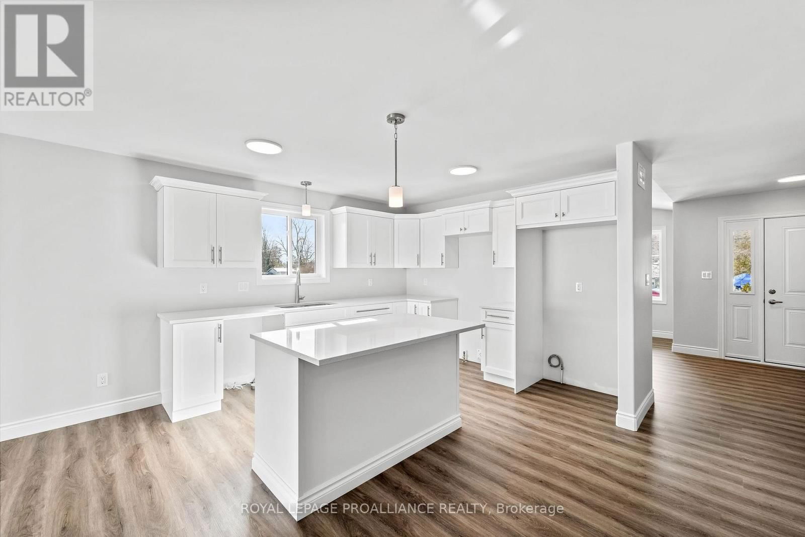 190 HOMEWOOD AVENUE Image 24