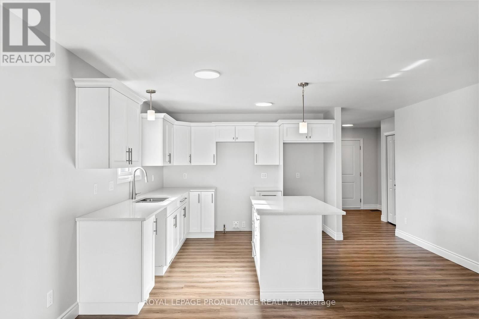 190 HOMEWOOD AVENUE Image 27