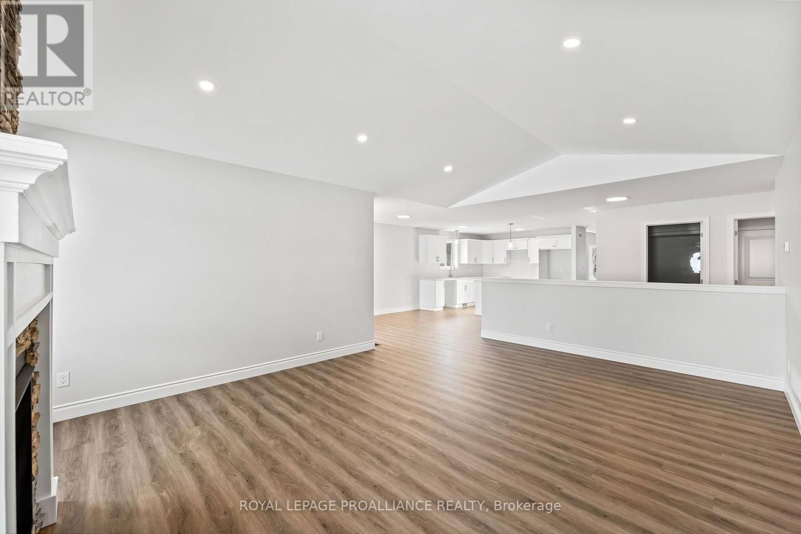 190 HOMEWOOD AVENUE Image 32