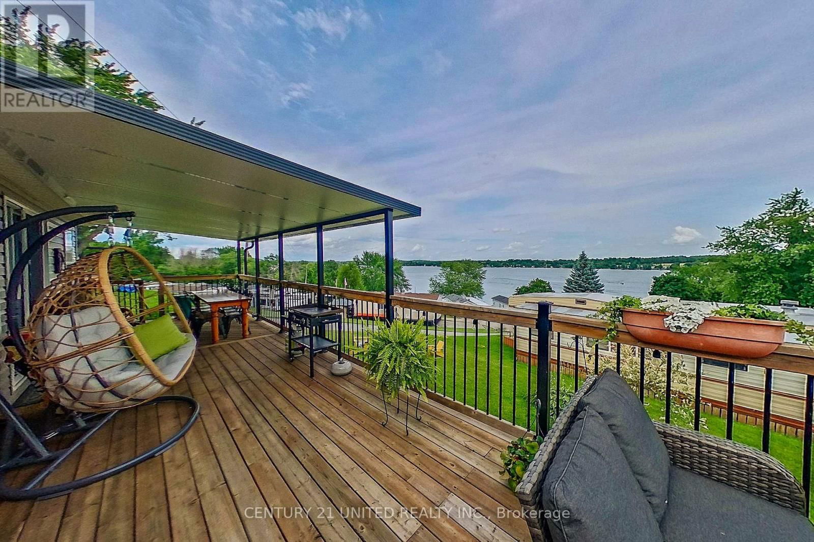 920 SKYLINE ROAD Image 27