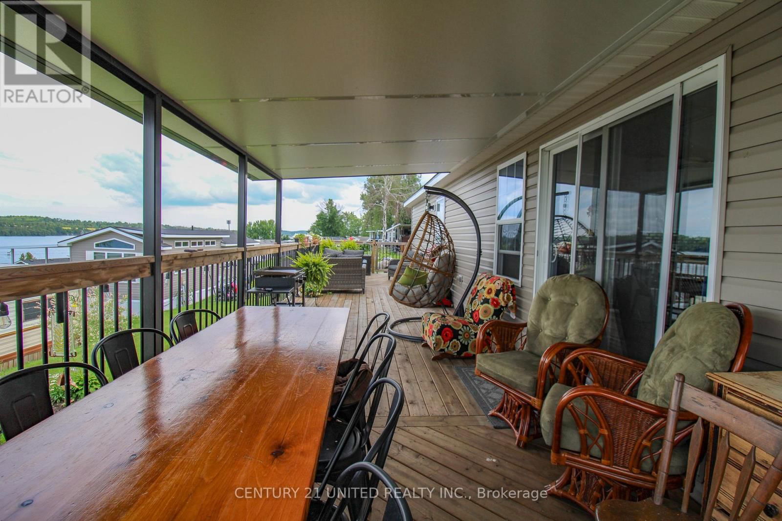 920 SKYLINE ROAD Image 6