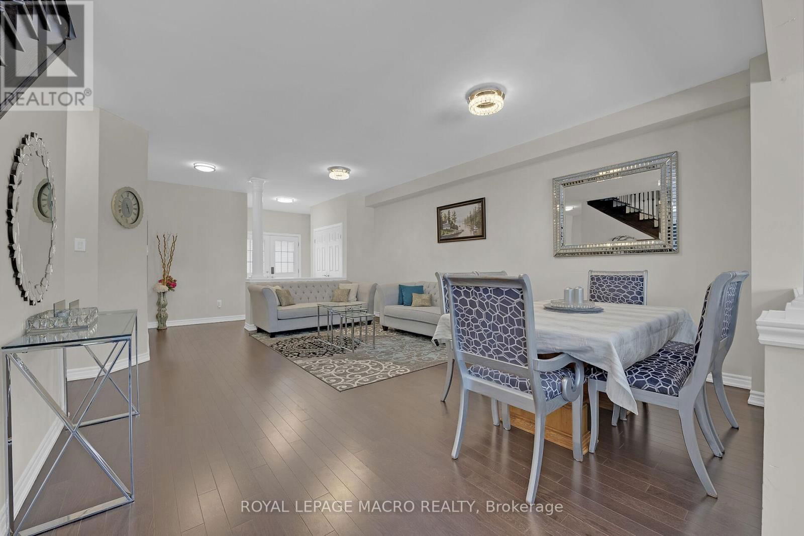 88 BELLROYAL CRESCENT Image 16
