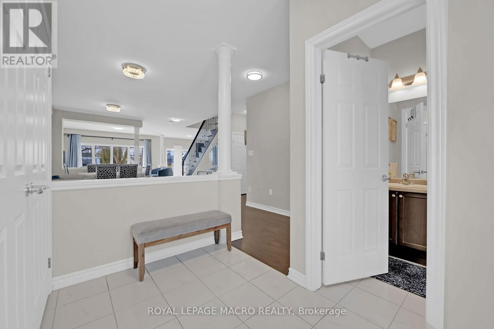 88 BELLROYAL CRESCENT Image 22