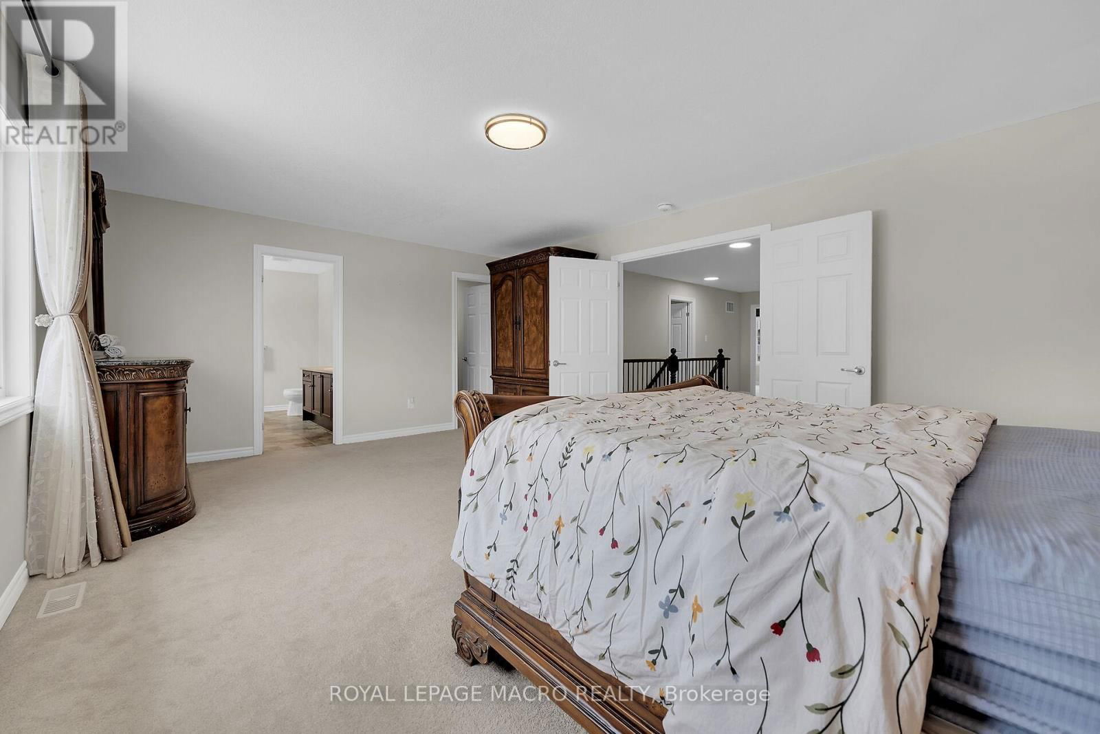 88 BELLROYAL CRESCENT Image 36