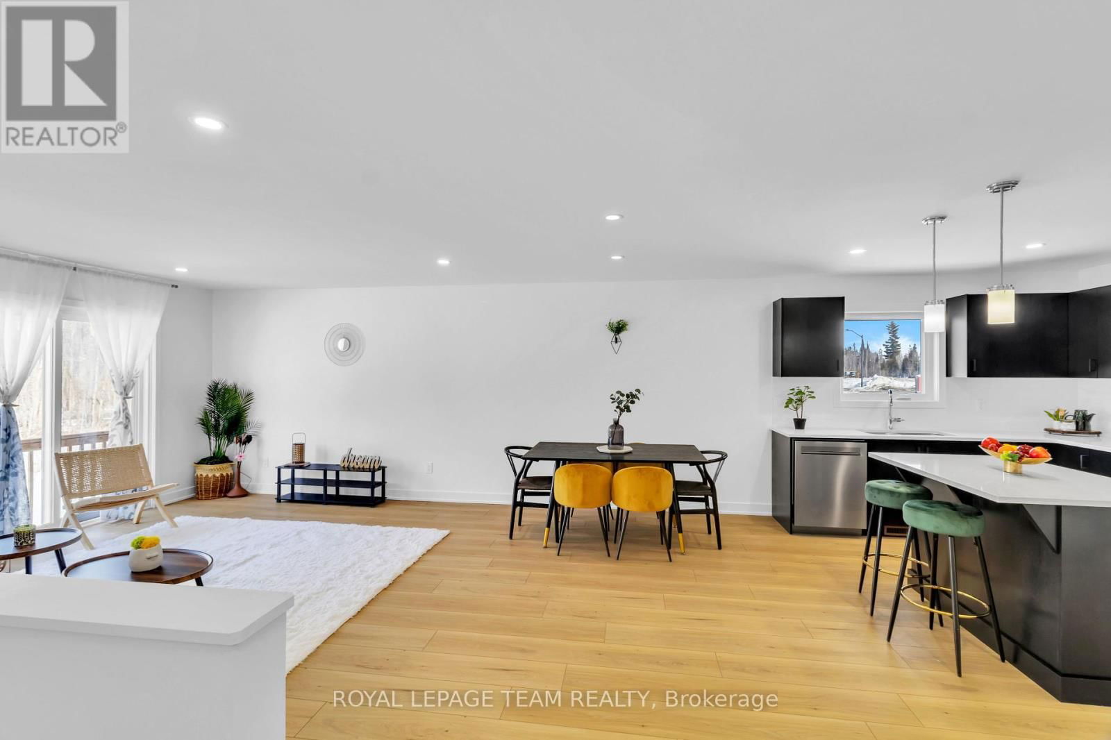 181 SEABERT DRIVE Image 11